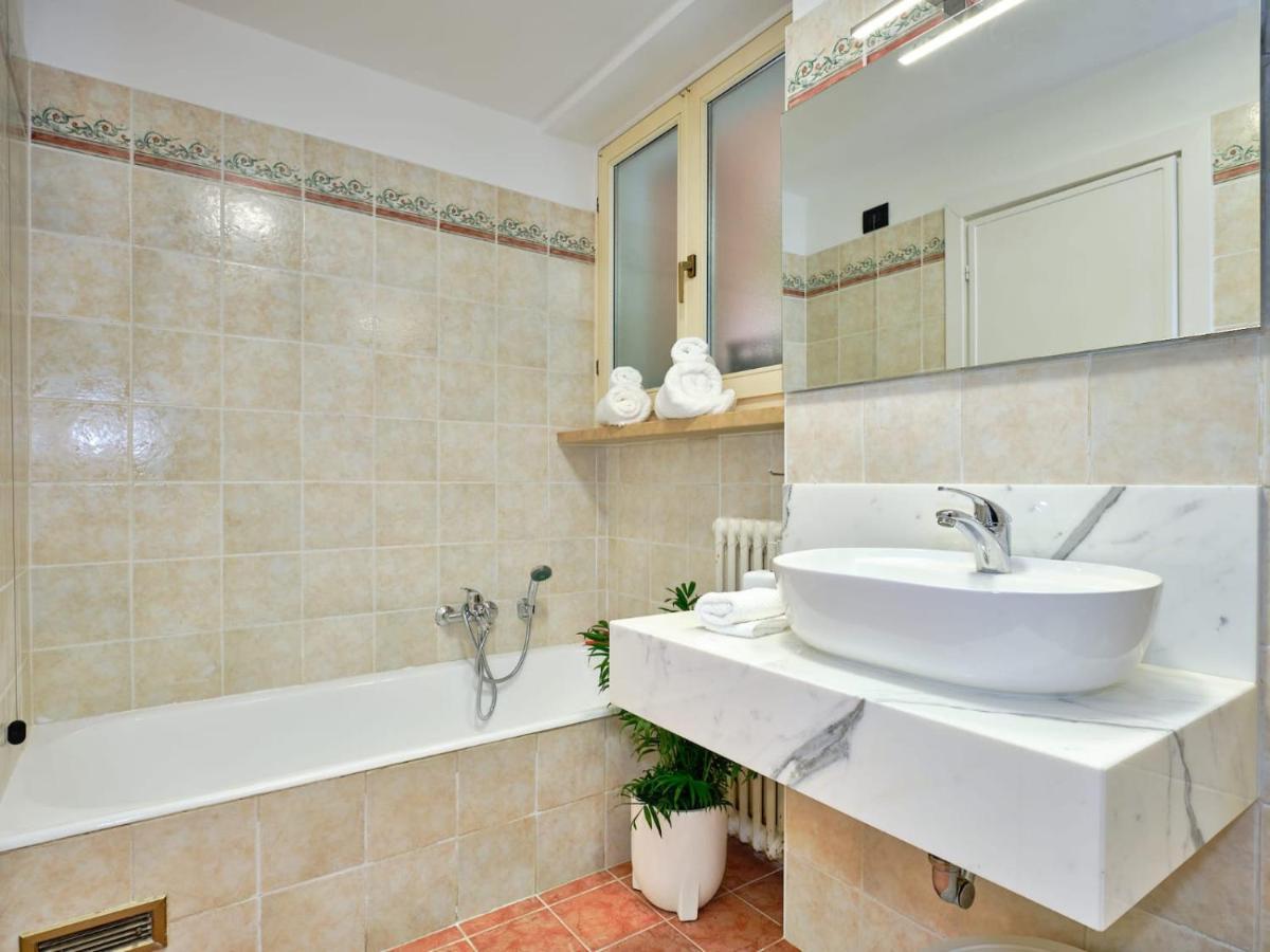 Domus Garda Apartman Garda  Kültér fotó